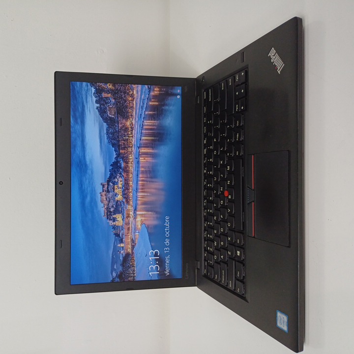 Lenovo T460 - i5 6ta gen - 8GB RAM - 500GB HDD