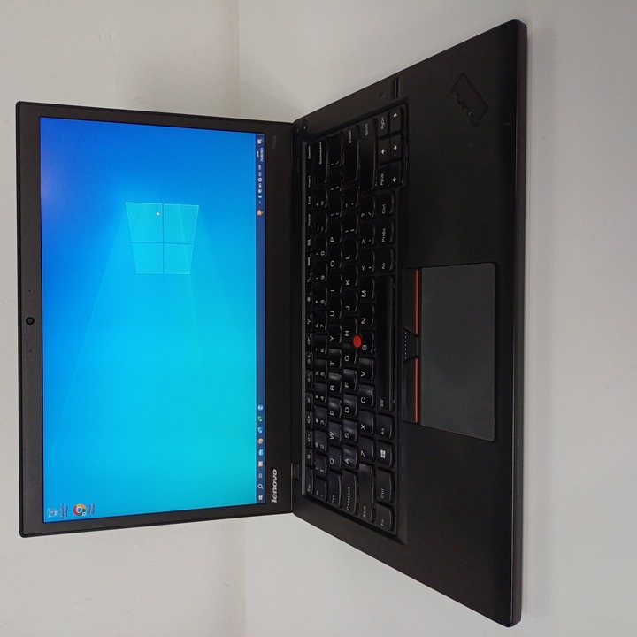 Lenovo T450S - i5 5ta gen - 8GB RAM - 500GB HDD